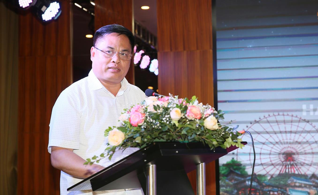 Hơn[-]100[-]DN[-]nước[-]ngoài[-]dự[-]tọa[-]đàm[-]xúc[-]tiến[-]du[-]lịch[-]Hạ[-]Long[-]qua[-]đường[-]hàng[-]không